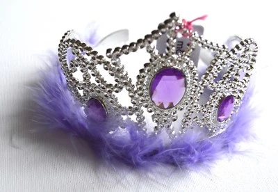 MOLLY AND ROSE NEU Kunststoff Silber Kinder Lila Oval Schmuck Diadem Haarschmuck Party Abschlussball