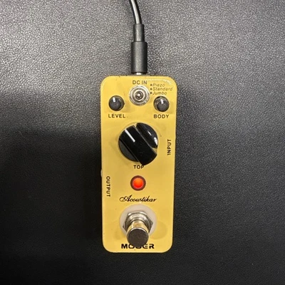 Mooer ‘Acoustikar’ Acoustic Guitar Simulator – Effect Pedal for Electric Guitar - Image 1 of 4