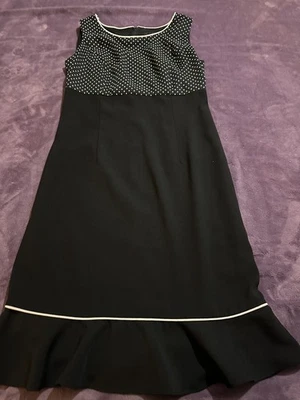 Vestido para mujer SAG HARBOR talla 8 negro/blanco sin mangas con lunares usado Foto 1 de 3