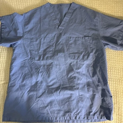 Unisex Scrub Top Light Blue, Large With A V-Neck - Image 1 of 3