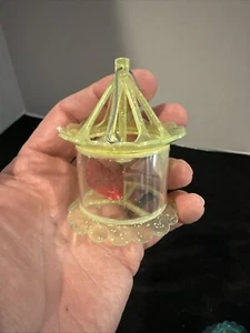 Vintage Kunststoff Spinner Vogelkäfig Ornament Twinkler gelb mit Glitzer MCM - Bild 1 von 6