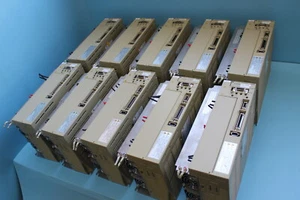 Yaskawa Servopack SGDM-20AC-SD2BM 2kw Ver.01004, 1 Stück, kostenloser Expressversand - Bild 1 von 8
