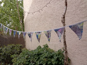 * Party Deko Abstrakt * Girlande * Wimpelkette * 12 Wimpel * ca. 3m * - Bild 1 von 8