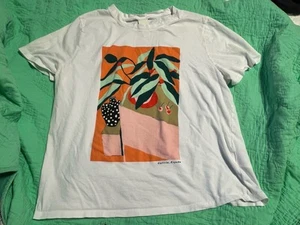 H&M. Teen White Large T-shirt. Modern Art. Galicia, Espania. New w/o Tag - Picture 1 of 3
