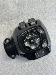 2024-2025 OEM Harley Right Side Control Switchpack Touring Models - 71500715 - Bild 1 von 7