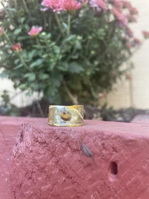 Joyería de anillo artesanal con sellador epoxi de latón y plata ojo de tigre Foto 1 de 4