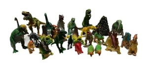 Lot Of 27 Jurassic Type Dinosaur Lot Not Sure Of Brand Child's Toys - Picture 1 of 12