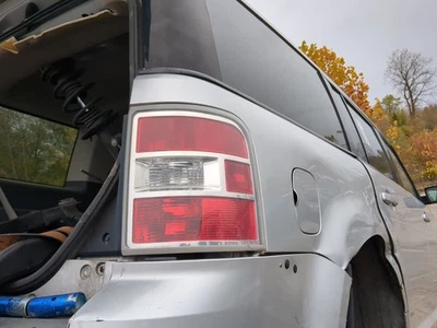 Luz trasera lateral derecha Ford Flex 2009-2011 pasajero OEM FIIDD Foto 1 de 3