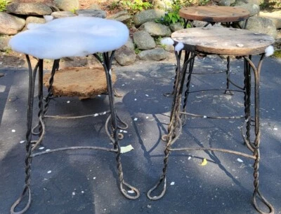 Juego de 4 TABURETE DE HELADERÍA DE PIERNA RETORCIDA VINTAGE Foto 1 de 4