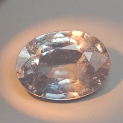 0.84CT GORGEOUS AA UNHEATED OVAL COLOR CHANGE SAPPHIRE NATURAL - Image 1 of 3