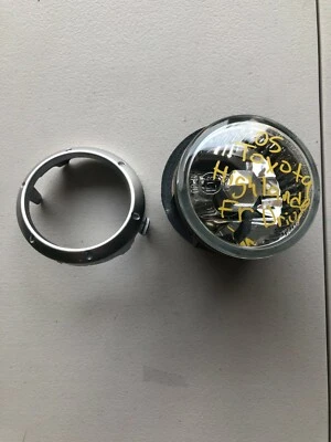 Luz antiniebla del lado del conductor Toyota Highlander 2004-2007 con bisel 114-77829 OEM A9 Foto 1 de 3