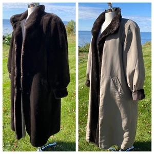 Vtg Brown Maxi Coat REVERSIBLE Faux Fur Nylon Percy Marvin Richards Size Medium - Picture 1 of 17