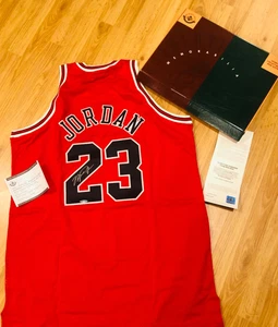 MICHAEL JORDAN SIGNED AUTO CHICAGO BULLS MITCHELL & NESS JERSEY UDA 1997-98 Red - Picture 1 of 11