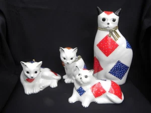 4 Vint Red, White & Blue Patchwork Country Quilt Porcelain or Ceramic Cats Figs. - Picture 1 of 12