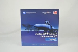 Hobby Master HA19011 F-4EJ Kai "302sq F-4 final Year 2019" (white) - Picture 1 of 8