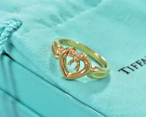 Vintage Tiffany & Co 18K Yellow Gold Heart Bow Ribbon Love Ring Size 7 Rare Band - Picture 1 of 9