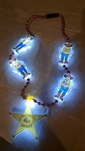 Cuentas grandes iluminadas Krewe of Bacchus Sheriff Mardi Gras Parade Nueva Orleans - Imagen 1 de 9