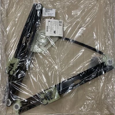 Audi A1 Front Left Passenger Electric Window Regulator Genuine 82G837461 - Image 1 of 4