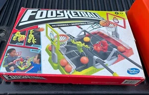 Foosket Basket Ball Plus Shoot and Score Tabletop Basketball Game Hasbro - Picture 1 of 2