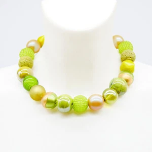 Halskette grüntöne Perlenkette "hellgrün" Made in Germany Materialmix Statement - Bild 1 von 18