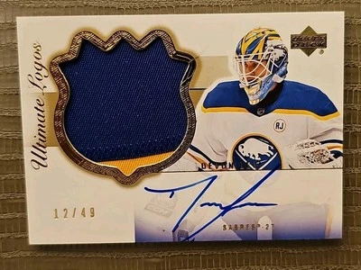 DEVON LEVI 2023-24 Ultimate 🚨 03-04 Rookie Retro Material Signatures Gold 12/49 - Image 1 of 3