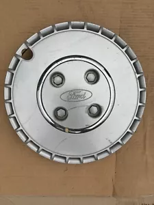 FORD ESCORT MK4 CABRIOLET GHIA 1 X 13" WHEEL TRIM GENUINE ORIGINAL FORD PARTS - Picture 1 of 2