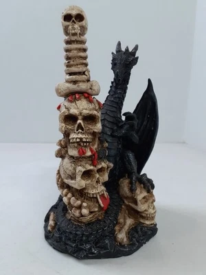 Cuchillo Daga Calaveras Apiladas Doble Borde con Funda de Dragón Negro Alado 8.5" Foto 1 de 4