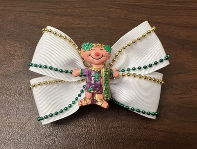 Krewe Of Endymion Girls Hair Bow Mascot Mardi Gras New Orleans White 4.5” - Image 1 of 4