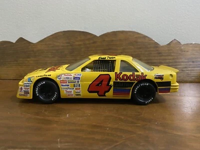 Racing Champions Sterling Marlin #4, Kodax Film, Chevy Lumina 1992,  - Image 1 of 4