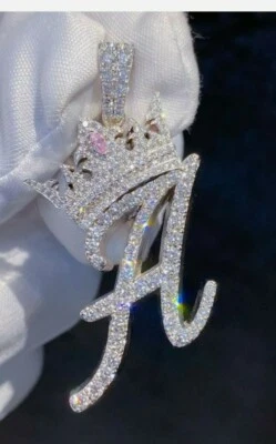 1.88 KT Rotondo Diamanti Finti Uomo Personalizzato A Iniziale Lettera Ciondolo - Immagine 1 di 4