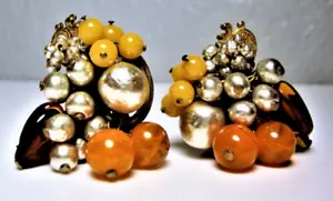 MIRIAM HASKELL Faux Baroque Pearls, Heart/Round Beaded Clip-On Earrings, Signed - Picture 1 of 10