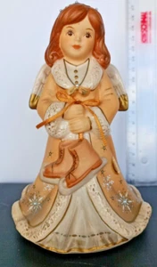 Goebel ★ Engel ★ Jahresengel 2014 hält Schlittschuhe ★ Halbperlen ★ RARITÄT ★ - Bild 1 von 5