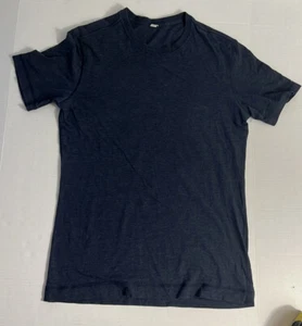 Lululemon Tee (Size S) SALE- Buy 2 Get 1 Free + Discounted Shipping - Picture 1 of 4