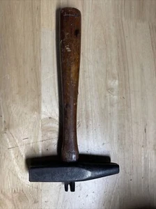 VINTAGE TACK HAMMER With Nail Puller - Picture 1 of 8