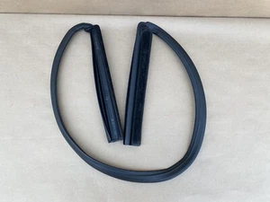 2004-2007 BMW E64 645CI 650CI Convertible Roof Overhead Weather Strip Gasket - Picture 1 of 8