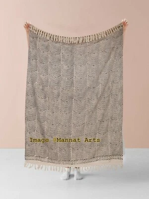 100% Cotton Fringe Lounge Sofa Bed Throw Handmade Blanket  Bed Runner 182X132 cm - Image 1 of 4