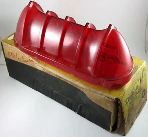 1961 Buick LeSabre NOS tail light lens LH 5952047 - Picture 1 of 3