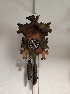 Vntg Adorable Black Forest Hand Carved 30hr Cuckoo Clock Working 1970s - Picture 1 of 8