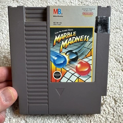Sistema de entretenimiento Nintendo Marble Madness (NES, 1988) probado funcionando Foto 1 de 4