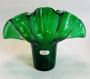 Bischoff Blown Glass Emerald Green Ruffled Fan Vase 7” Tall 9” Wide 1960's - Picture 1 of 9