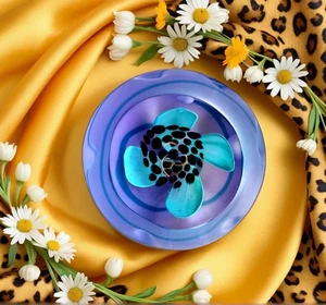 CAITHNESS GLASS PAPERWEIGHT (faceted-magnum) Leopard Flower SCOTLAND RARE VG+ - Picture 1 of 24