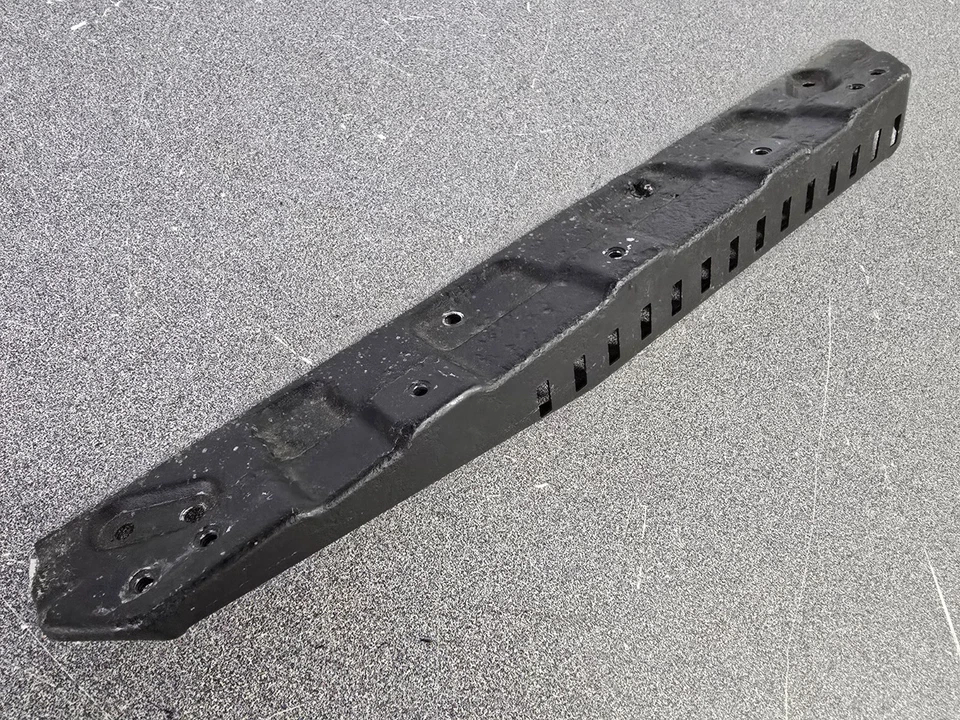 USED ORIGINAL GENUINE PORSCHE 911 912 SWB PASSENGERS SEAT LOCKING RAIL - Image 1 of 4