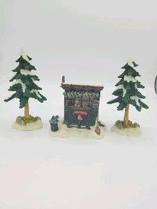 Norman Rockwell ‘Newstand in the Snow’ And Two Trees Christmas Village Accessory - Picture 1 of 2