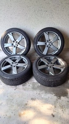 ALU - FELGEN Marke RIAL Kodiak Graphit - neuwertig mit Pirelli-Sommerreifen  - Bild 1 von 4