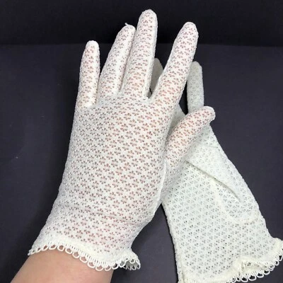 GUANTES de encaje elásticos blancos con ojales bordes de encaje talla damas PEQUEÑOS (G6) Foto 1 de 4