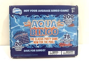 Gioco subacqueo piscina Aqua Bingo nuovo con scatola 20 carte 75 pezzi immersione lavandino 200 chip marcatori - Foto 1 di 3