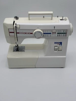 Babylock Denim Pro 1750 Máquina de Costura, Pedal, acorde pwr, estojo de transporte (rodas) - Imagem 1 de 4