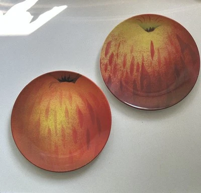 Lote de 2 platos de ensalada de melamina con estampado de manzana John Derian para Target - 8,5" de plástico Foto 1 de 4