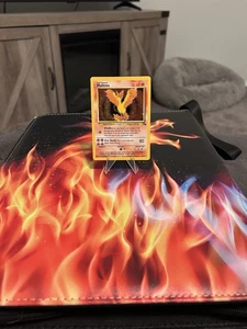 Moltres 12/62 Fossil Holo WOTC Vintage - Picture 1 of 5
