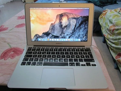 Apple Macbook Air 11" A1370 Mid 2011 i7 Bitte Erst Artikel Beschreibung Lesen!!! - Bild 1 von 4